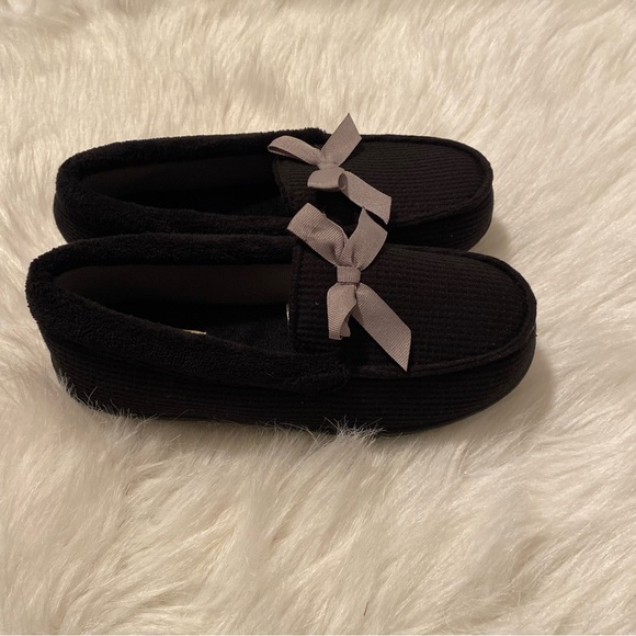 DearFoams Slippers Women’s Size 5-6 Black Slip On‎ Ribbon - Picture 1 of 11